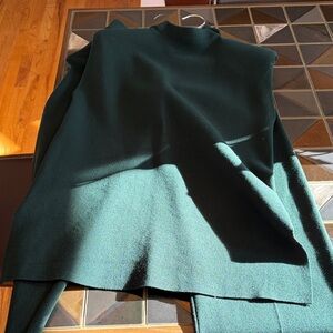 Zara Elegant Black Sleeveless Pantsuit